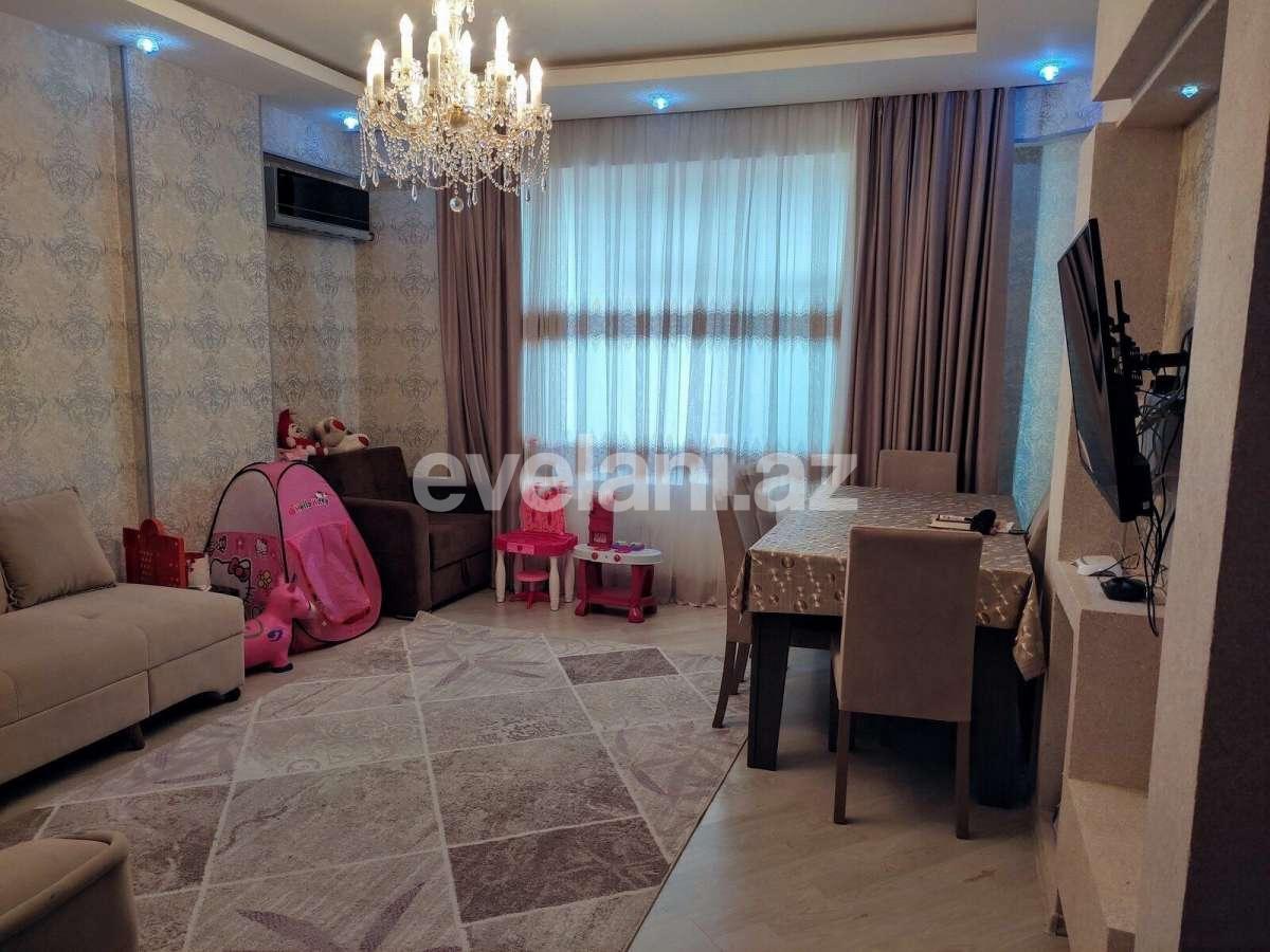Satılır, yeni tikili, 2 otaqlı, 60 m², İnşaatçılar m.