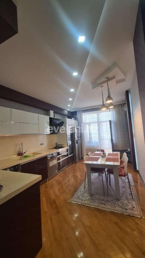 Satılır, yeni tikili, 4 otaqlı, 184 m², Gənclik m.