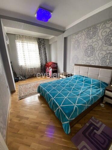 Sale, new building, 2 room, 80 m², Inshaatchilar m.