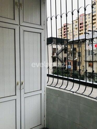 Satılır, yeni tikili, 2 otaqlı, 64 m², İnşaatçılar m.