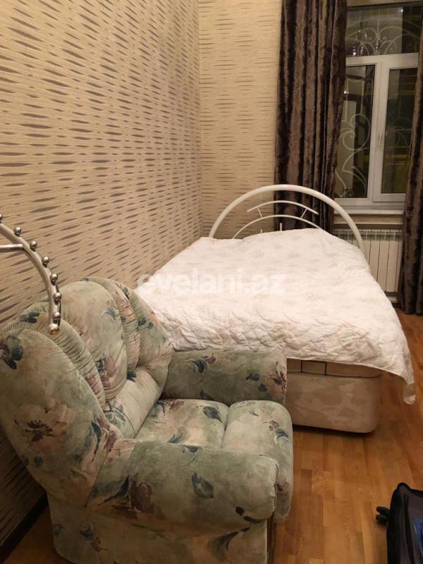 Kirayə verilir, köhnə tikili, 3 otaqlı, 185 m², Sahil m.