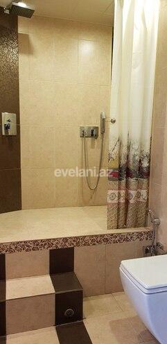 Satılır, köhnə tikili, 3 otaqlı, 125 m², İçəri Şəhər m.