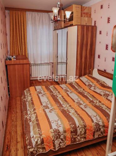 Satılır, köhnə tikili, 3 otaqlı, 55 m², Azadlıq prospekti m.