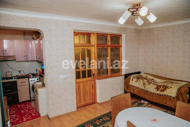 Satılır, köhnə tikili, 3 otaqlı, 55 m², Azadlıq prospekti m.