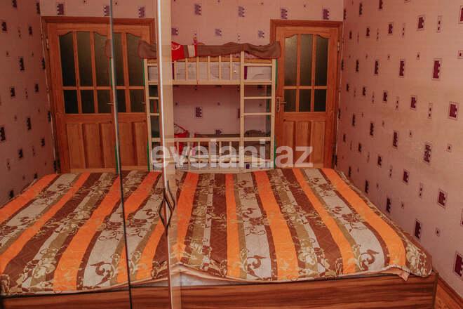 Satılır, köhnə tikili, 3 otaqlı, 55 m², Azadlıq prospekti m.