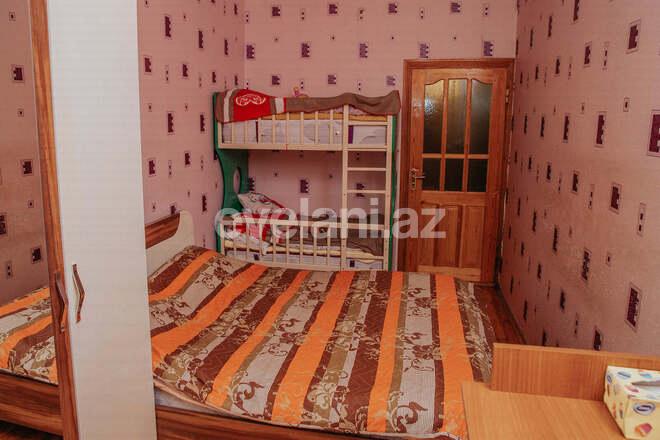 Satılır, köhnə tikili, 3 otaqlı, 55 m², Azadlıq prospekti m.
