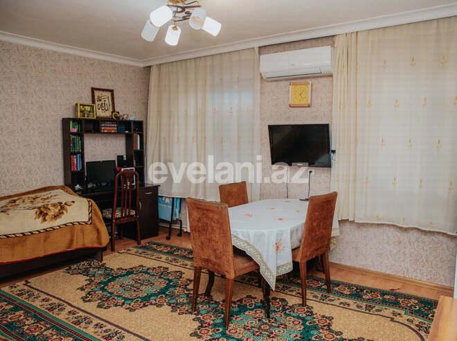 Satılır, köhnə tikili, 3 otaqlı, 55 m², Azadlıq prospekti m.