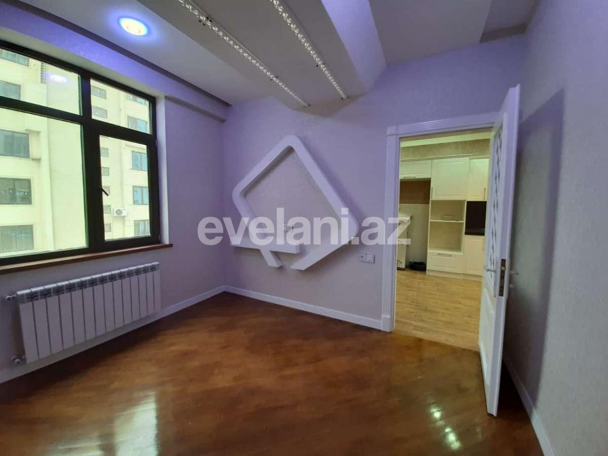 Satılır, yeni tikili, 4 otaqlı, 140 m², Azadlıq prospekti m.