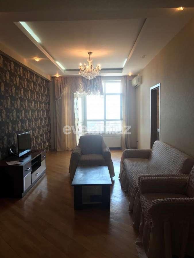 Kirayə verilir, yeni tikili, 3 otaqlı, 100 m², Badamdar q.