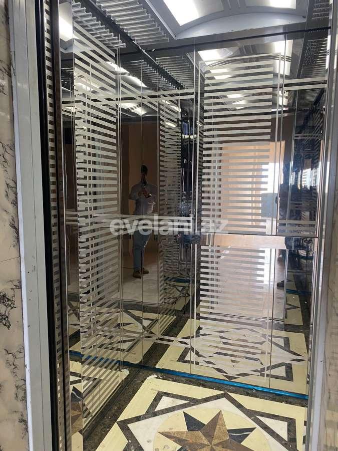 Satılır, yeni tikili, 2 otaqlı, 67 m², Memar Əcəmi m.