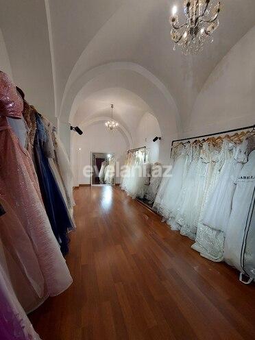 Kirayə verilir, obyekt, 130 m², İçəri Şəhər m.