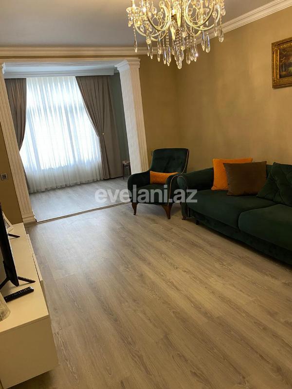 Sale, old building, 3 room, 90 m², Yasamal r.