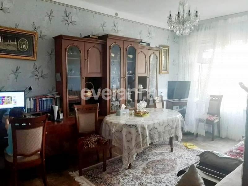 Satılır, köhnə tikili, 3 otaqlı, 75 m², Yasamal r.