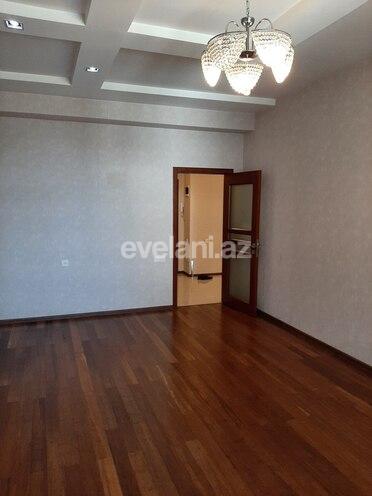 Продаётся, новостройка, 3-комнаты, 117 m², Иншаатчылар m.