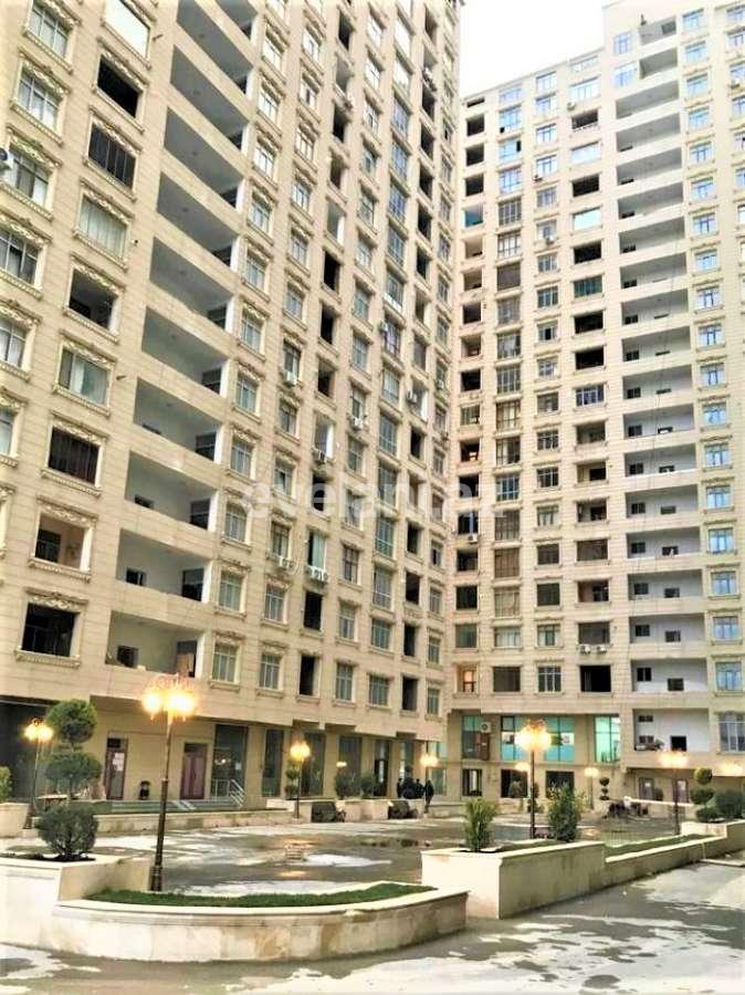 Satılır, yeni tikili, 3 otaqlı, 90 m², İnşaatçılar m.