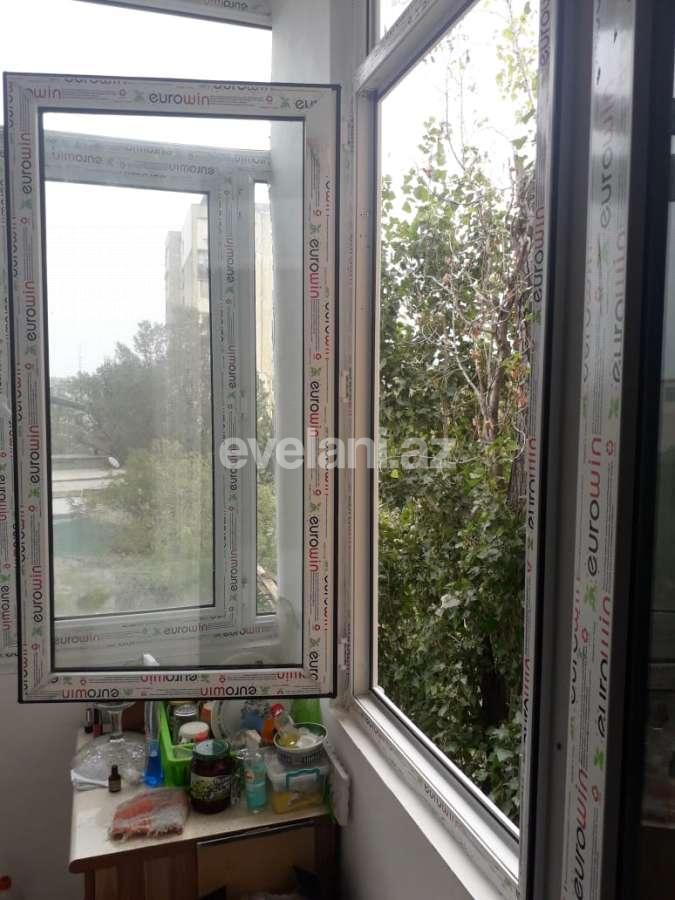 Satılır, köhnə tikili, 2 otaqlı, 35 m², Bakı, Nəsimi r, 3-cü mikrorayon q, Memar Əcəmi m.