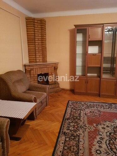 Rent, old building, 3 room, 100 m², 28 may m.