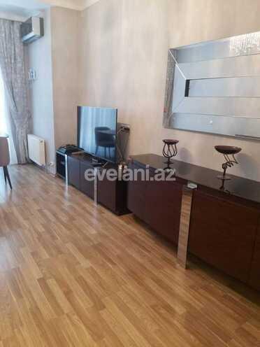 Satılır, yeni tikili, 2 otaqlı, 90 m², Azadlıq prospekti m.