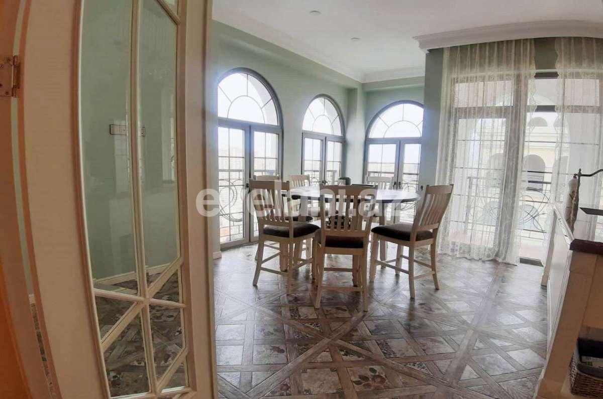 Satılır, yeni tikili, 3 otaqlı, 130 m², Elmlər Akademiyası m.