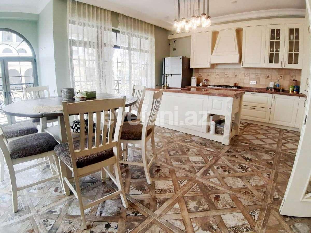 Satılır, yeni tikili, 3 otaqlı, 130 m², Elmlər Akademiyası m.