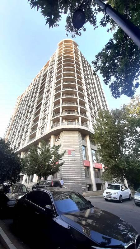 Sale, new building, 3 room, 165 m², Nasimi r.