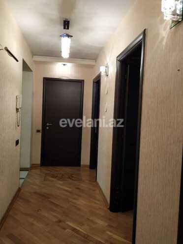 Продаётся, вторичка, 3-комнаты, 70 m², Сахил m.