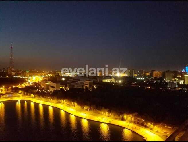 Sale, new building, 5 room, 250 m², Narimanov r.