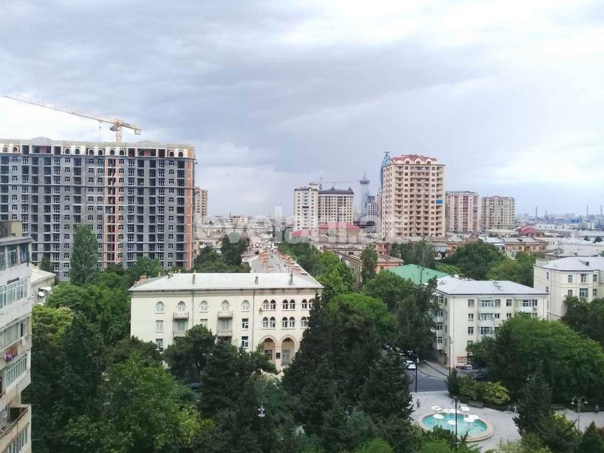 Sale, new building, 3 room, 135 m², Narimanov r.