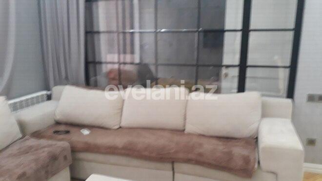 Satılır, yeni tikili, 2 otaqlı, 57 m², İnşaatçılar m.