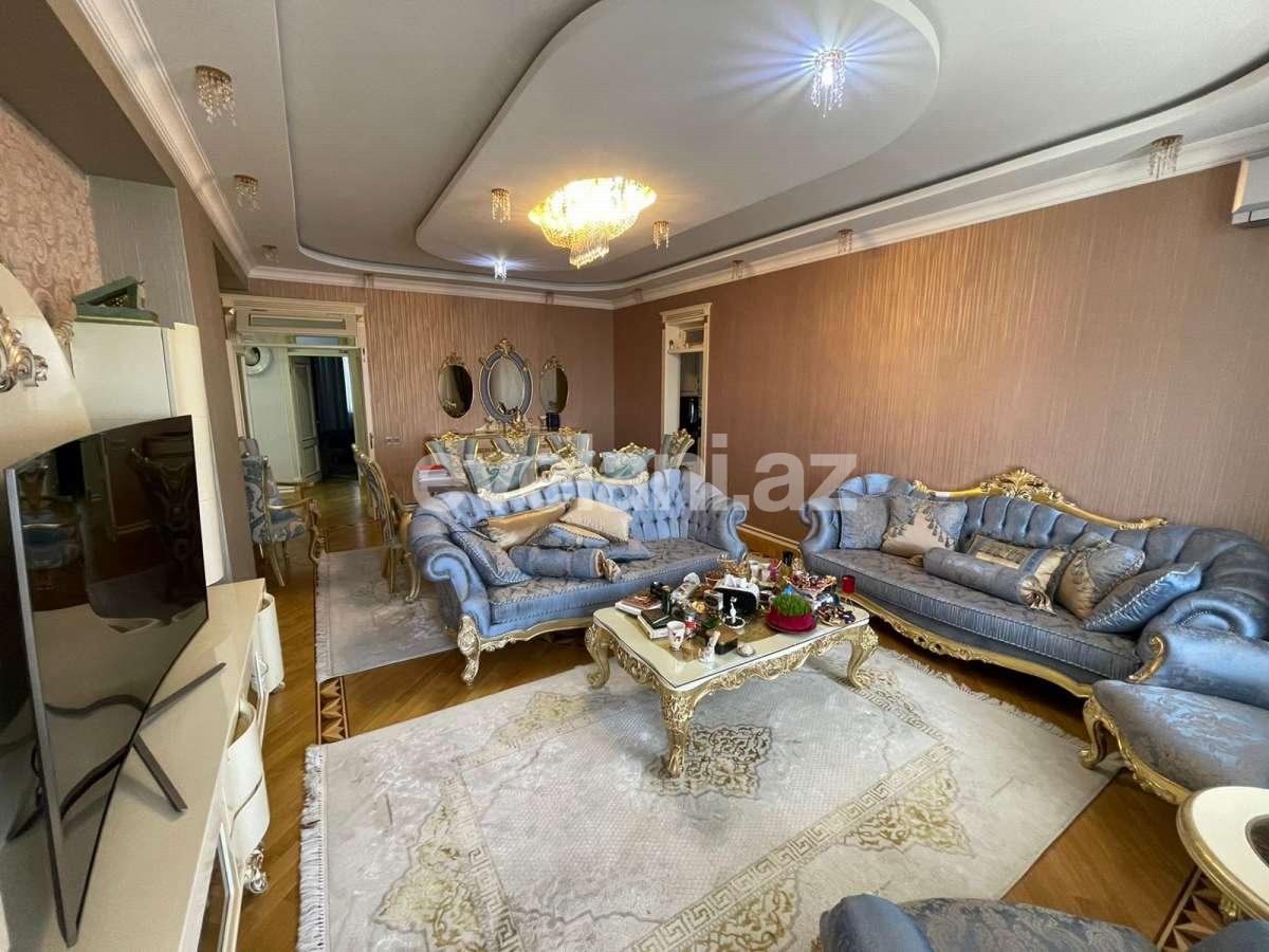 Satılır, yeni tikili, 4 otaqlı, 181 m², 20 yanvar m.