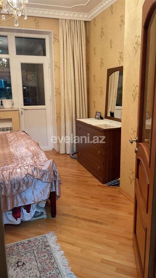 Satılır, yeni tikili, 3 otaqlı, 110 m², İnşaatçılar m.