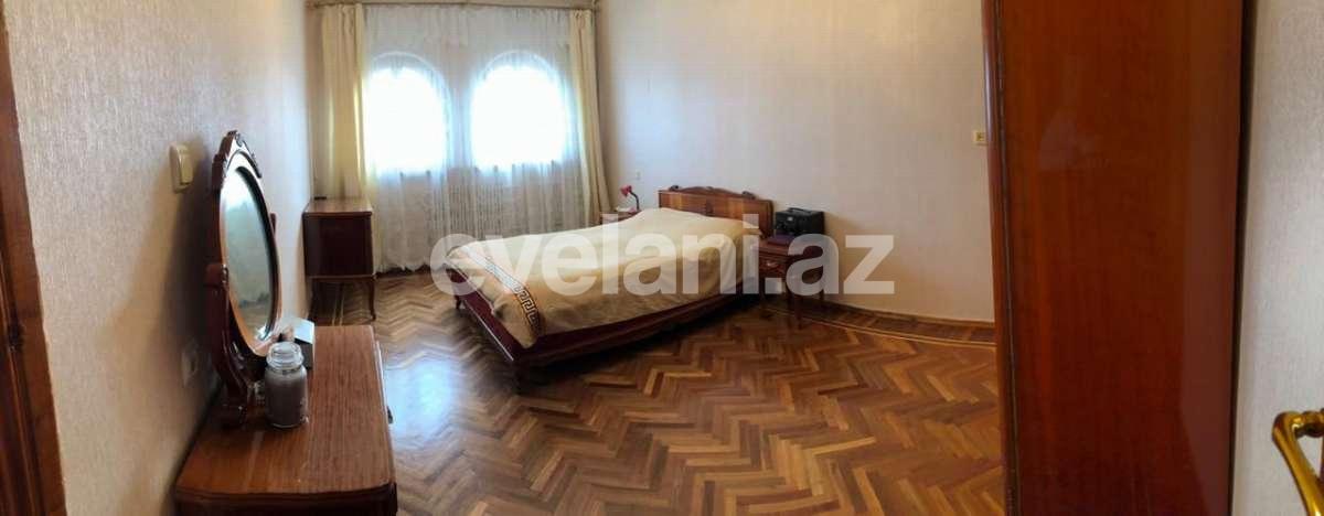 Satılır, köhnə tikili, 4 otaqlı, 100 m², İnşaatçılar m.