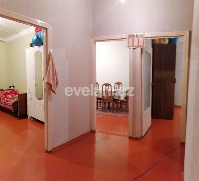 Satılır, köhnə tikili, 3 otaqlı, 75 m², İnşaatçılar m.