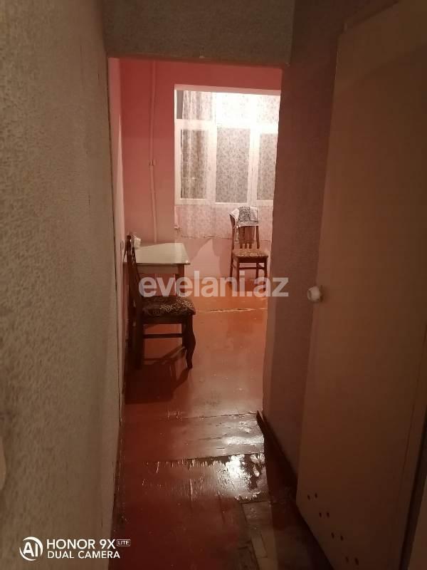 Satılır, köhnə tikili, 3 otaqlı, 75 m², İnşaatçılar m.