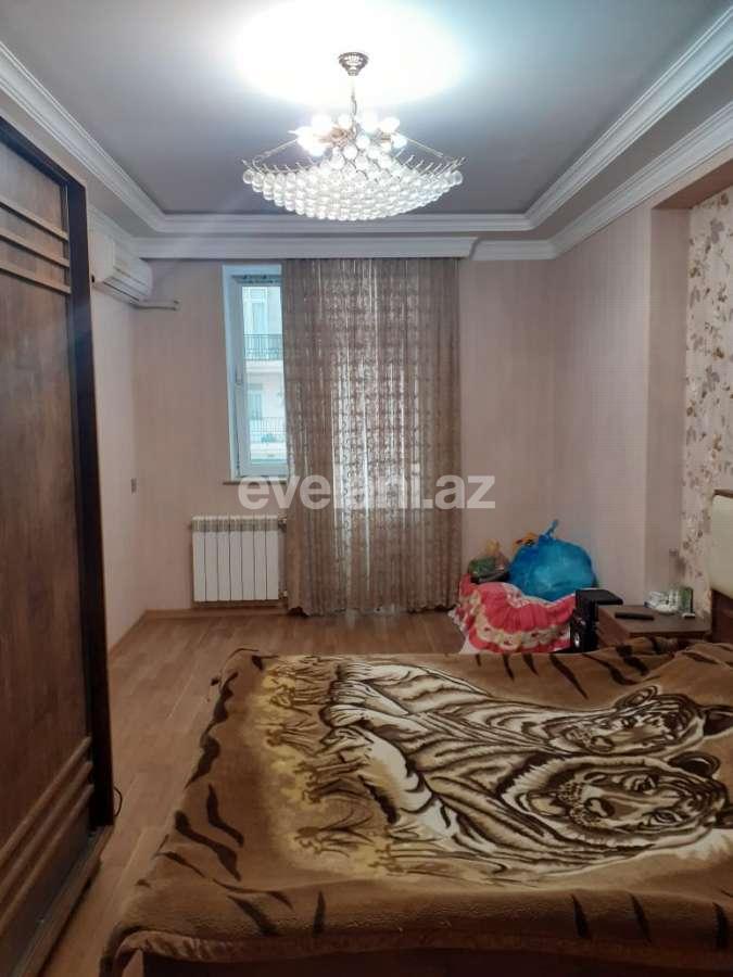 Satılır, yeni tikili, 3 otaqlı, 110 m², İnşaatçılar m.