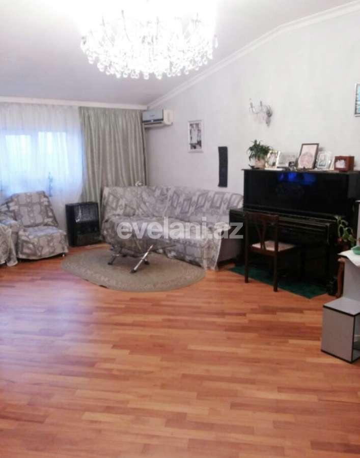 Satılır, köhnə tikili, 3 otaqlı, 115 m², 9-cu mikrorayon q.