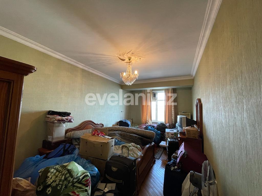 Satılır, yeni tikili, 2 otaqlı, 98 m², 8 Noyabr m.