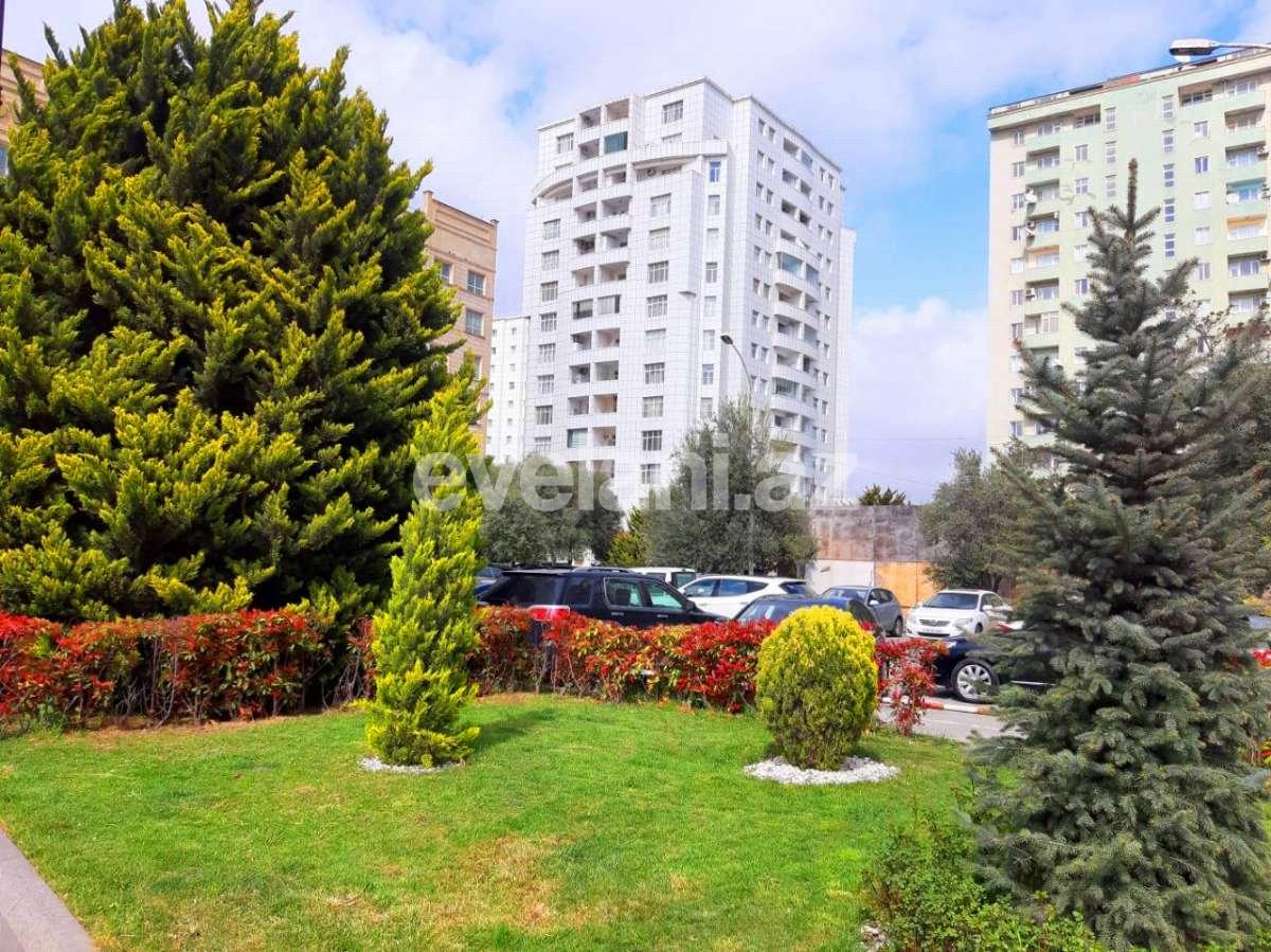 Продаётся, новостройка, 2-комнаты, 70 m², Элмляр Академиясы m.