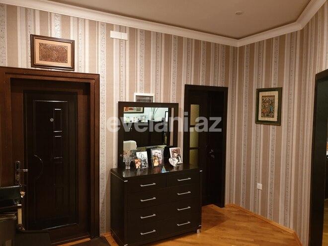 Satılır, yeni tikili, 2 otaqlı, 65 m², İnşaatçılar m.