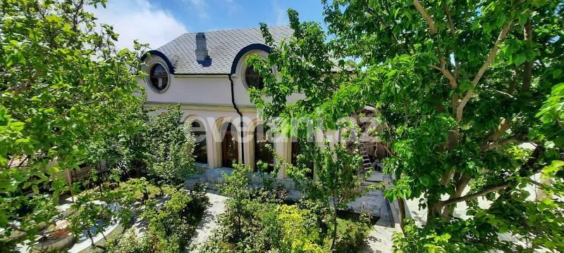 Satılır, villa, 9 otaqlı, 600 m², Badamdar q.