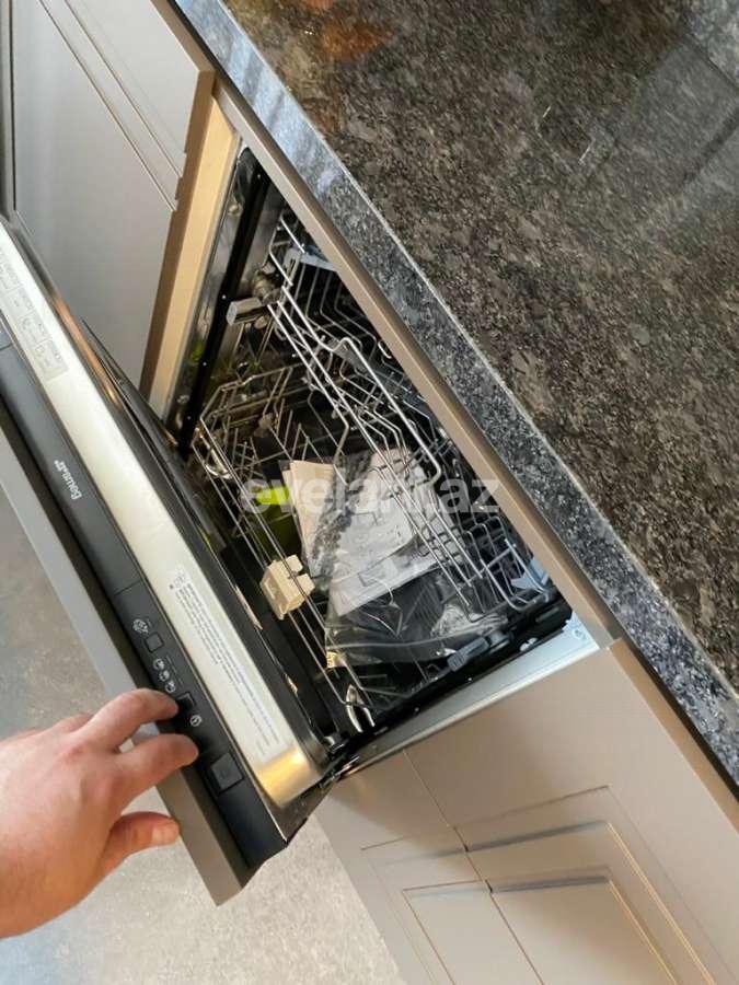 Satılır, yeni tikili, 4 otaqlı, 255 m², Elmlər Akademiyası m.