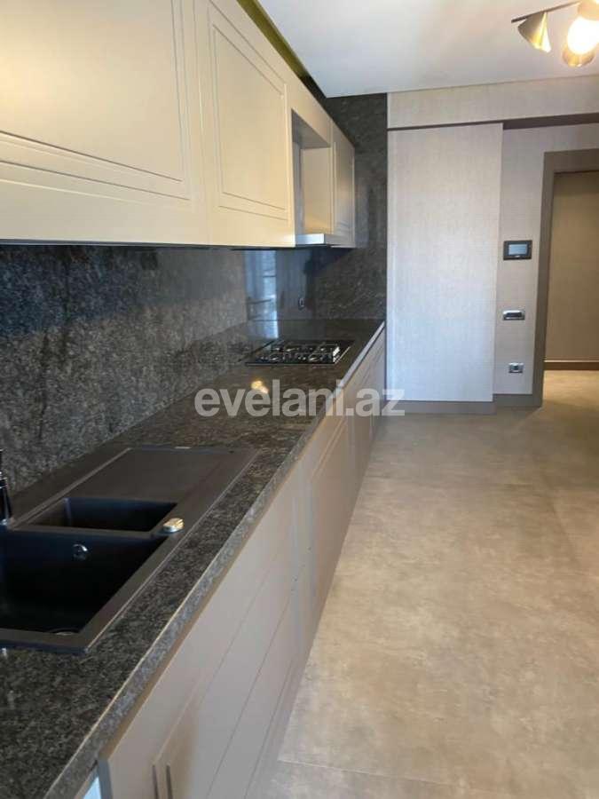 Satılır, yeni tikili, 4 otaqlı, 255 m², Elmlər Akademiyası m.