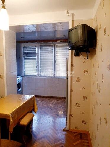 Satılır, köhnə tikili, 2 otaqlı, 63 m², İçəri Şəhər m.