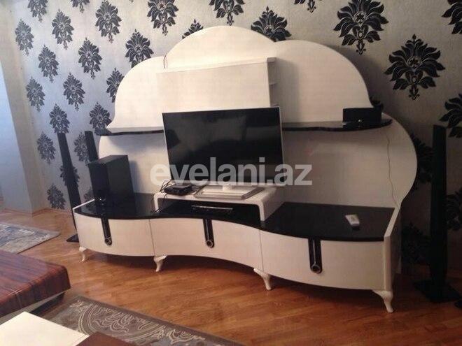 Satılır, yeni tikili, 3 otaqlı, 145 m², İnşaatçılar m.