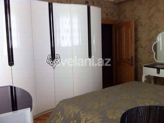 Satılır, yeni tikili, 3 otaqlı, 145 m², İnşaatçılar m.