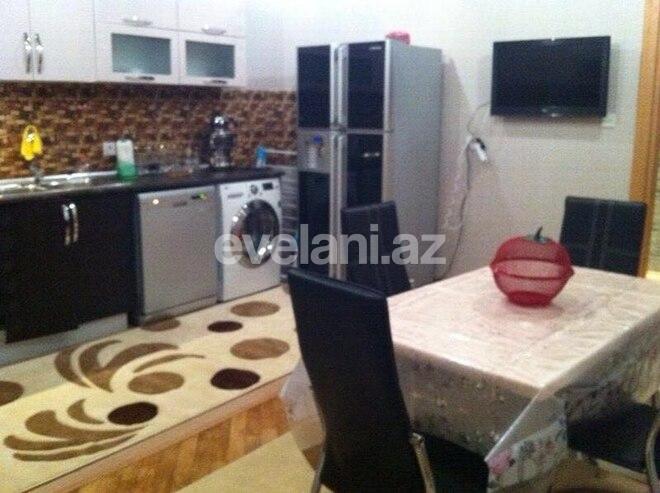 Satılır, yeni tikili, 3 otaqlı, 145 m², İnşaatçılar m.