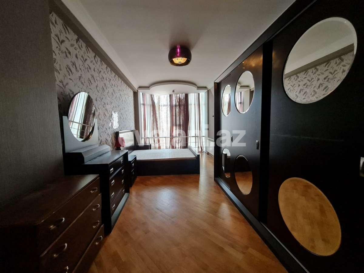 Sale, new building, 4 room, 180 m², Shah Ismail Khatai m.