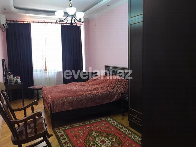 Продаётся, новостройка, 4-комнаты, 210 m², 8 Ноябрь m.