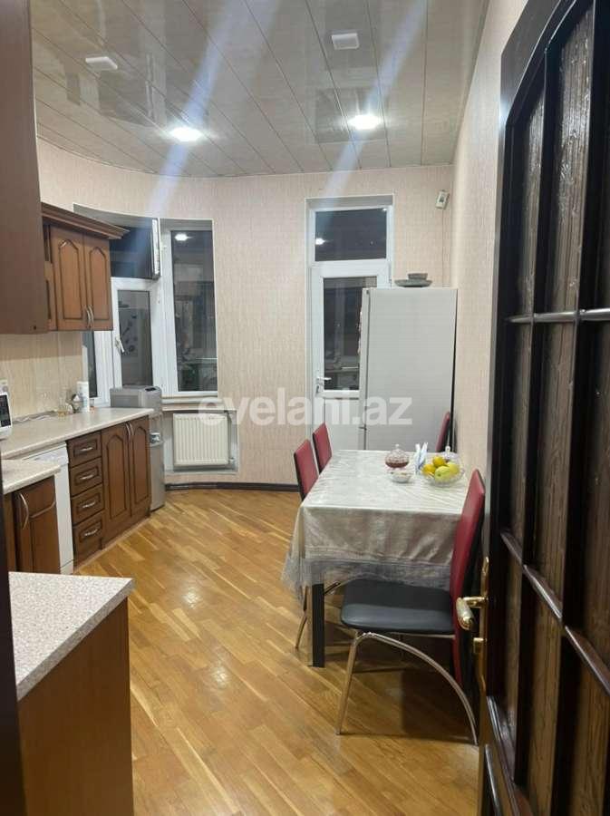 Satılır, yeni tikili, 2 otaqlı, 92 m², Azadlıq prospekti m.