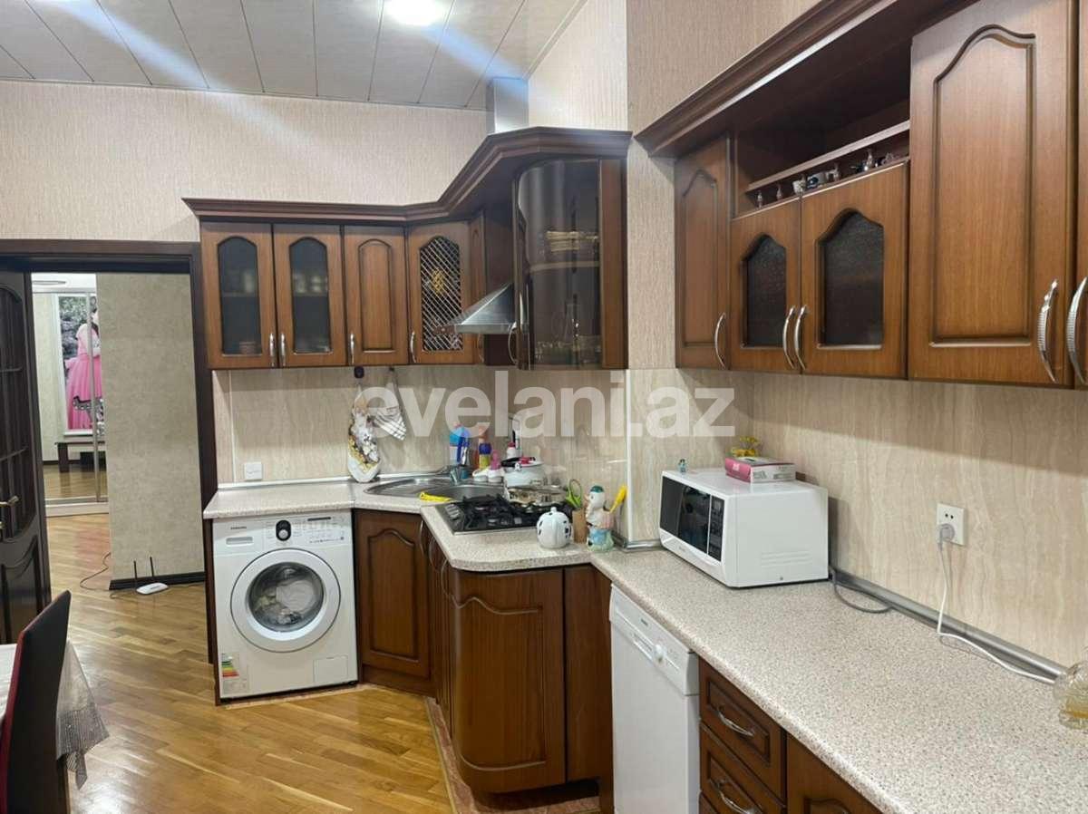 Satılır, yeni tikili, 2 otaqlı, 92 m², Azadlıq prospekti m.